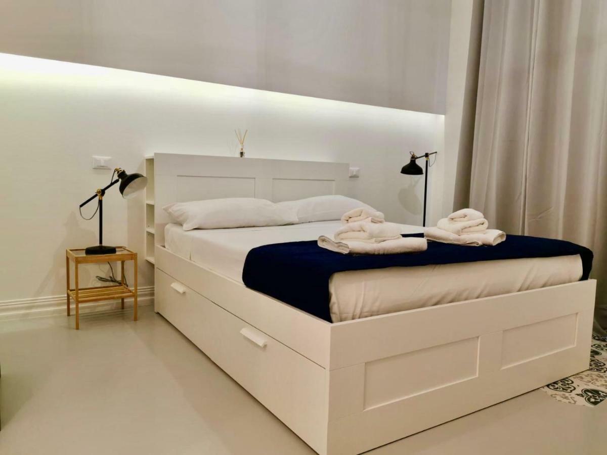 Porta San Biagio Rooms レッチェ エクステリア 写真